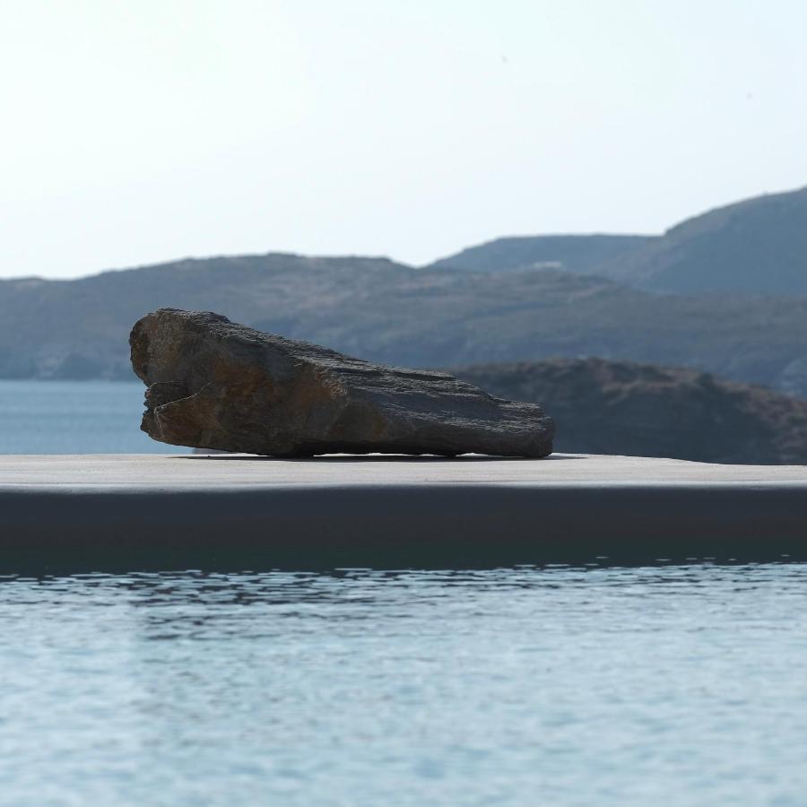 Amal Kythnos Suites Exteriör bild