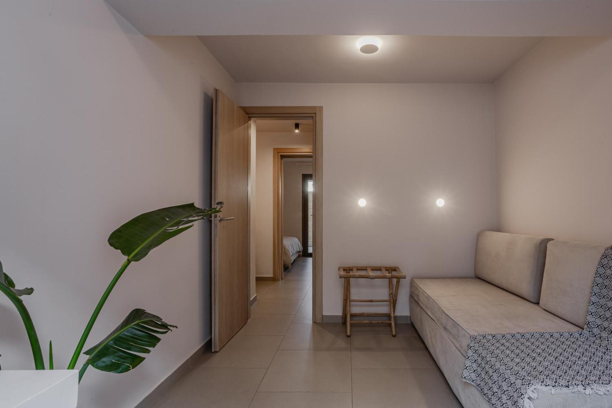Amal Kythnos Suites Exteriör bild