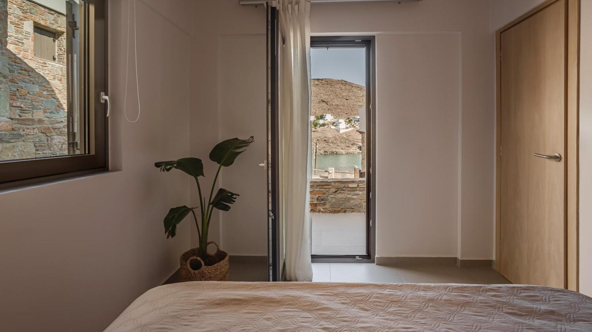 Amal Kythnos Suites Exteriör bild