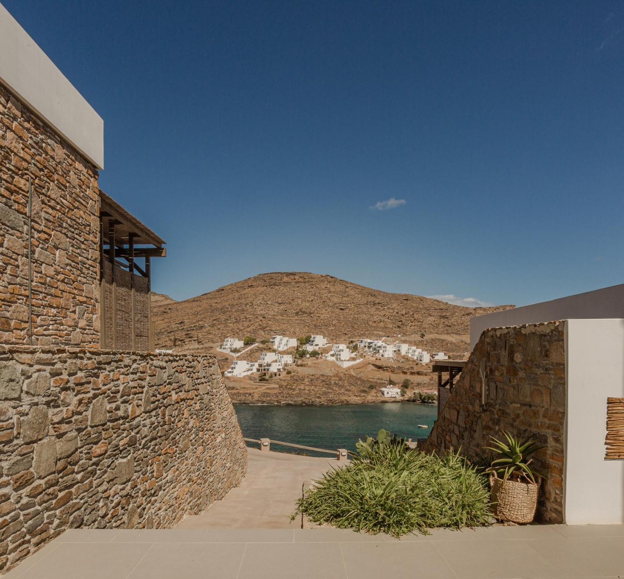 Amal Kythnos Suites Exteriör bild